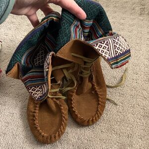 Steve Madden Brown Moccasins with Multicolor Fabric